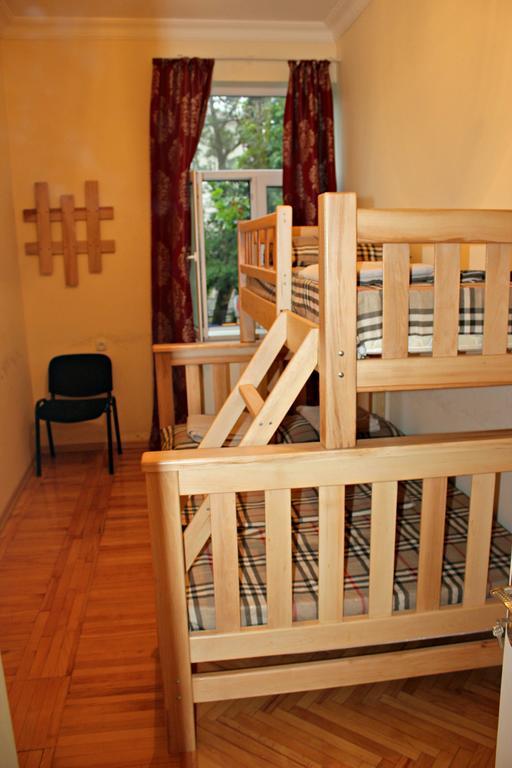 Hostel Bude Kutaisi Habitación foto